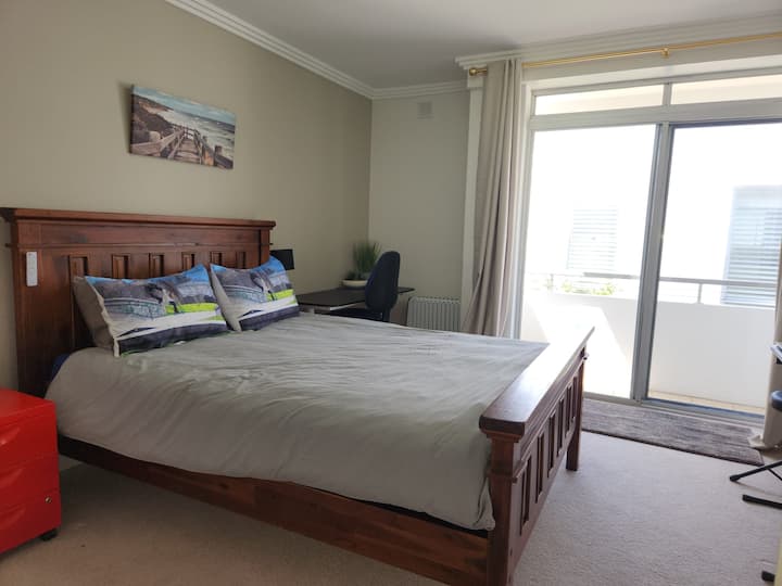 Principal 2 - Cama doble tamaño queen