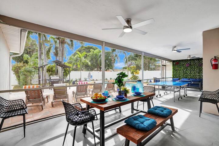 Sensational 5BR Villa Heated Pool near Hard Rock gallery image 3