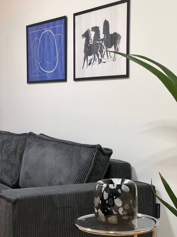 Downtown Opera | Contemporary living gallery image 4