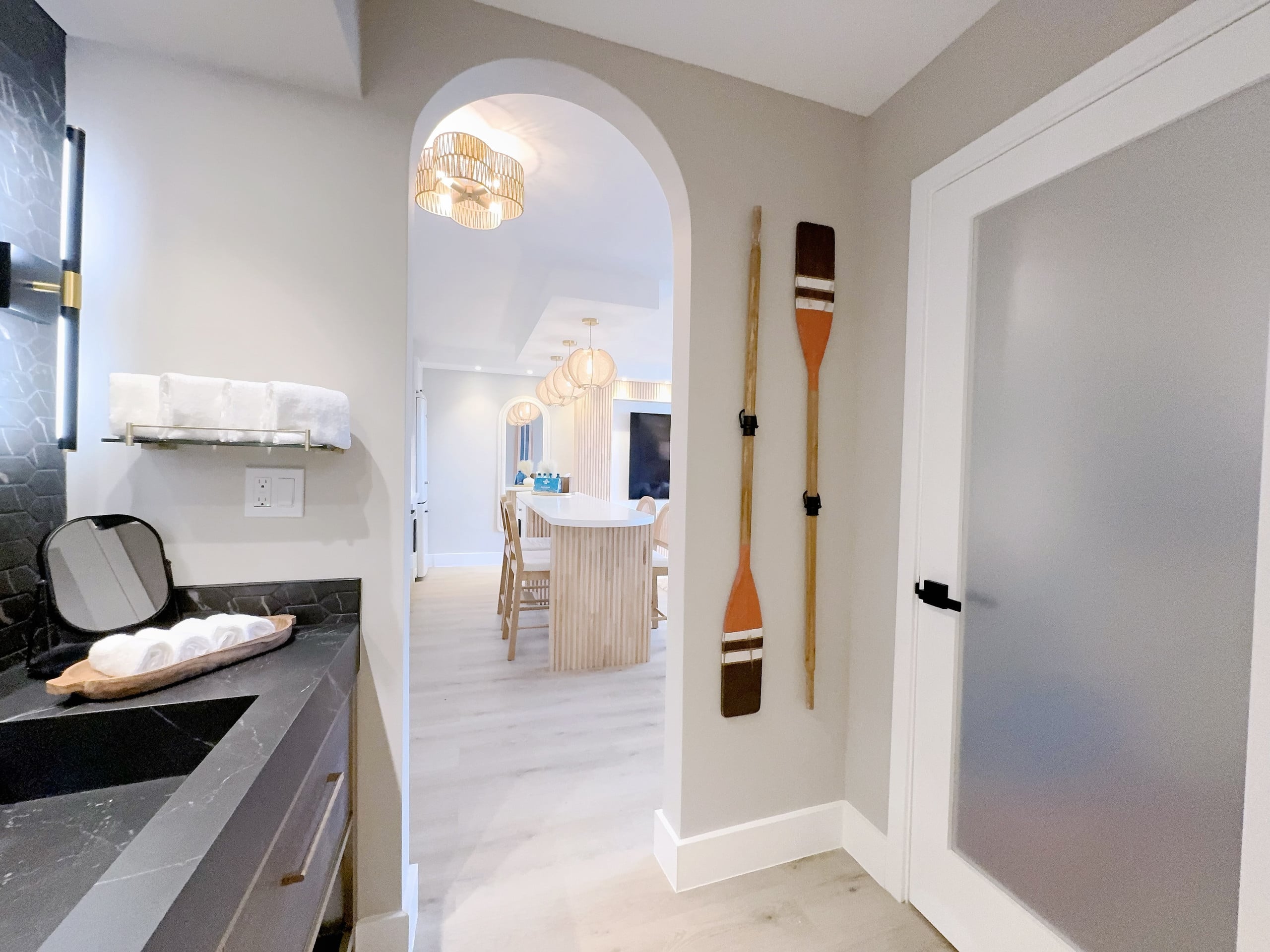 25F-Stunning & Upscale-Mountain View-1BR/Parking! - Image 36
