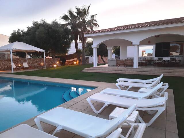 Fantastic Villa 80 mts from the sea