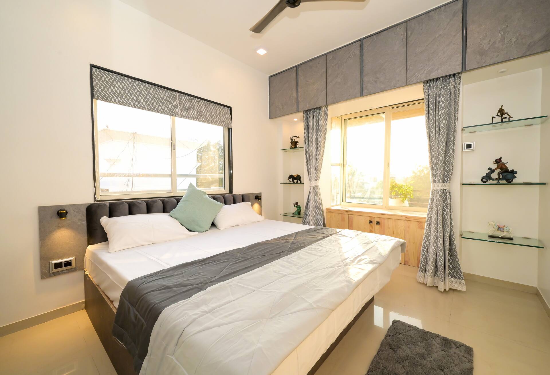 White Feather Apartment