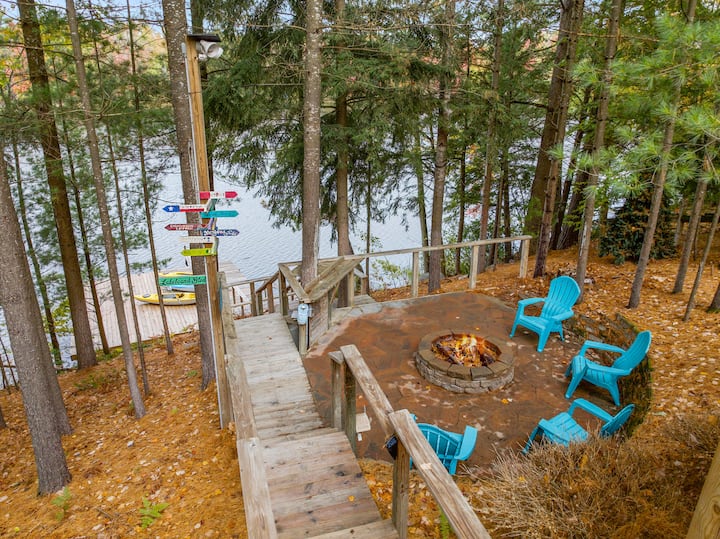 Lake! Hot Tub Fire Pit Kayak Houses for Rent in South Boardman