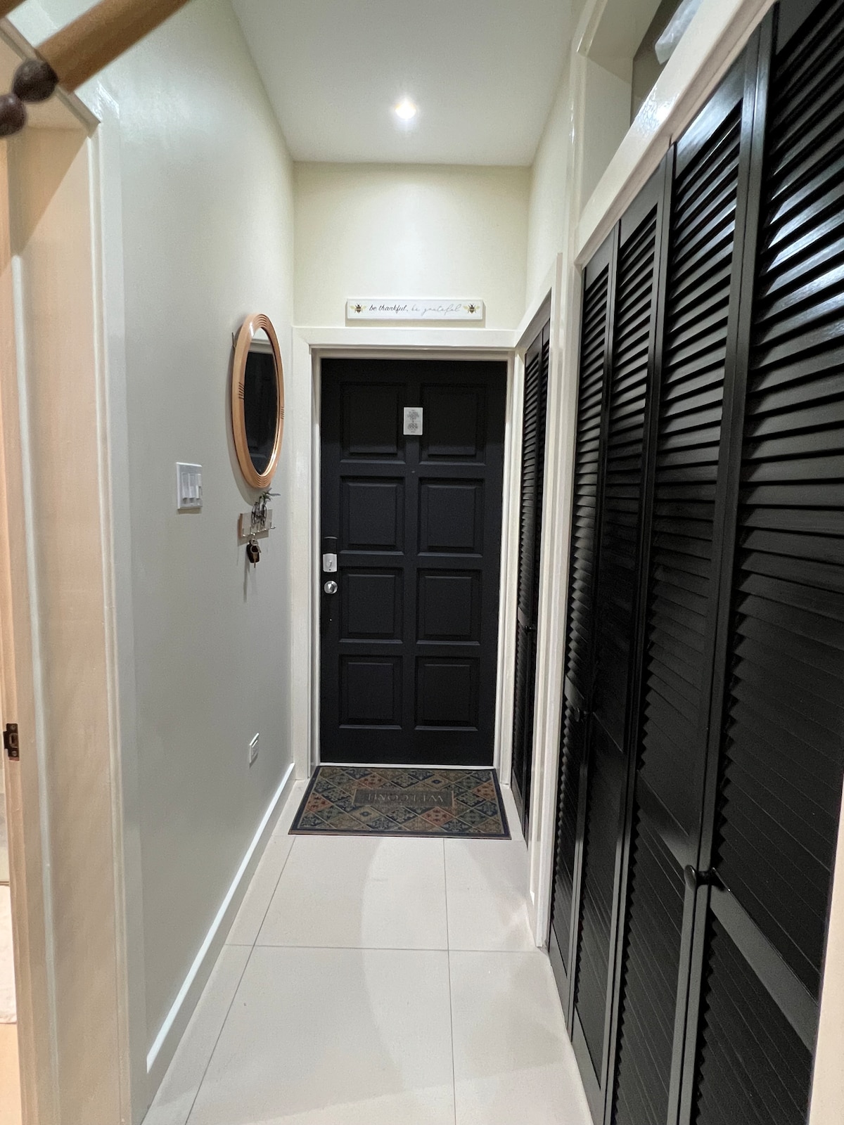 Dollap i madh/korridor/derë kryesore