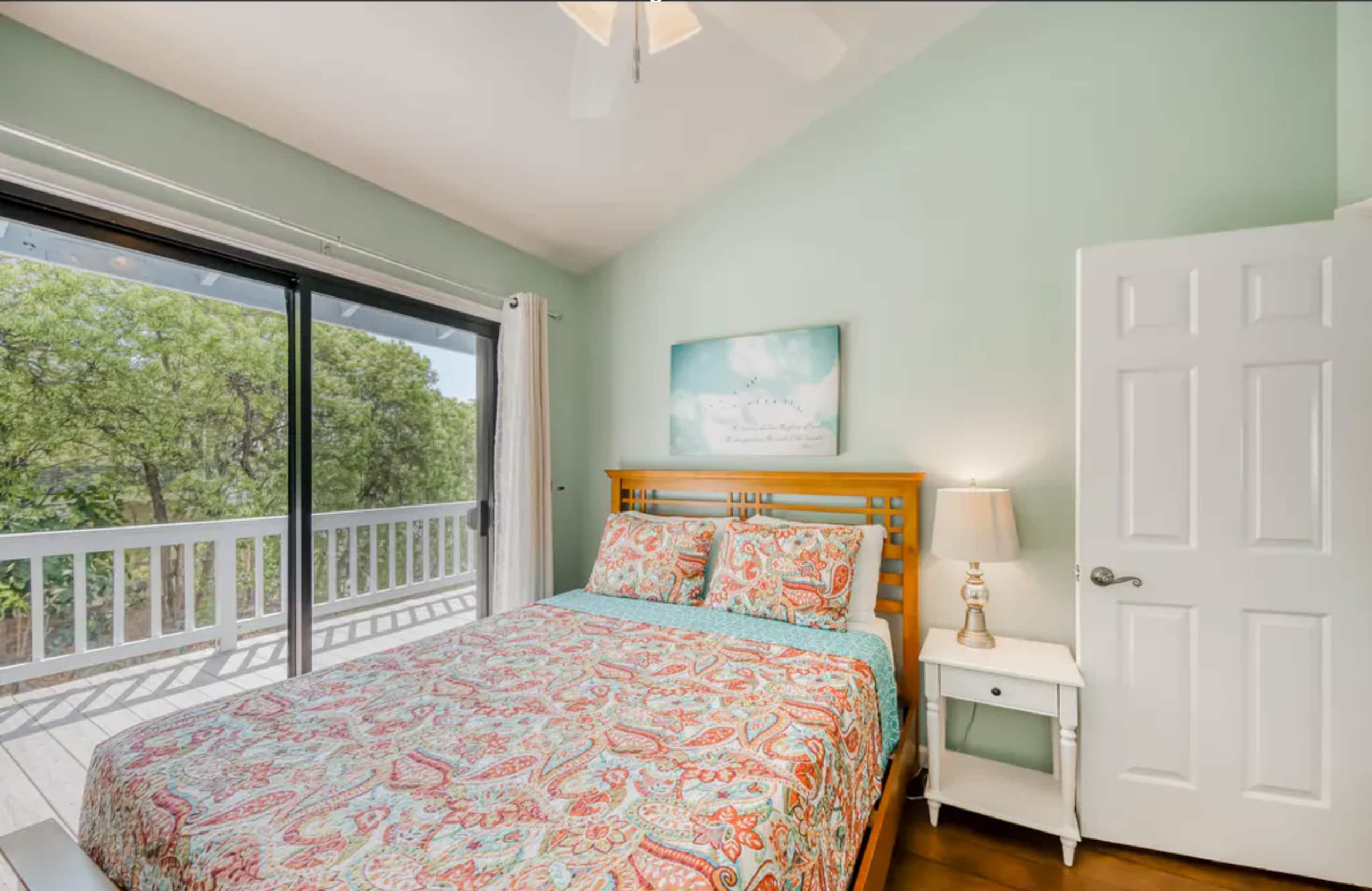 Home in Kailua-Kona · ★4.9 · 4 bedrooms · 4 beds · 2 private baths - Image 2