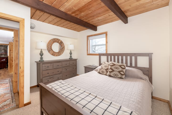 საძინებელი 3