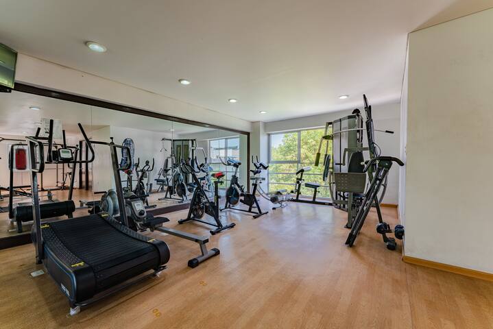 Condesa Tranquil Haven with AC gallery image 5