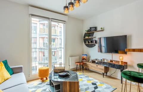 Superb apartment near La Défense: 1BR + Parking