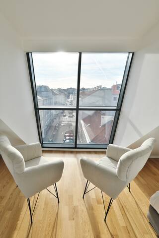 Apartment 17 gallery image 4