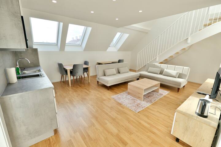 Apartment 17 gallery image 5