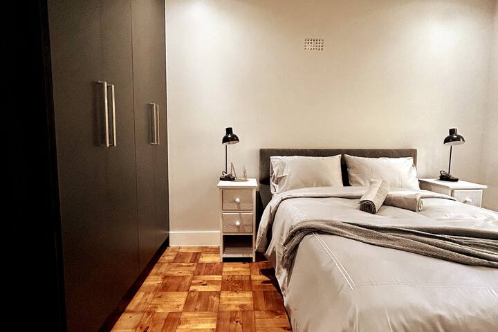 Embassy Apartment gallery image 2