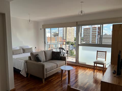 Anuncio de Airbnb popular: Beautiful apartment in Belgrano neighborhood en Coghlan
