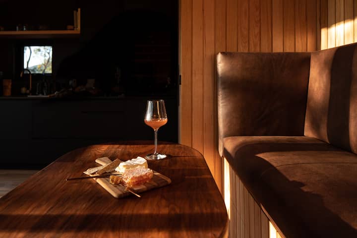 Hunter Huon Valley
Cabin One - Huonville