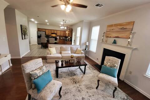 Cheerful 6BR between LSU & NOLA