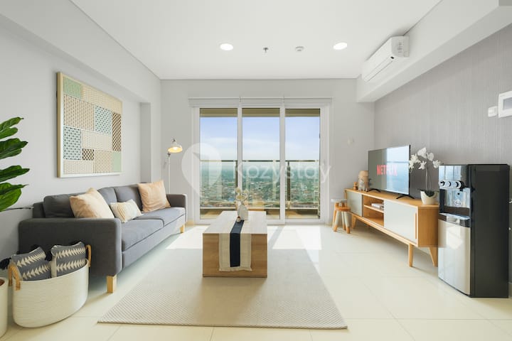 Magnolia by Kozystay | 3BR | Loft | Kebon Jeruk