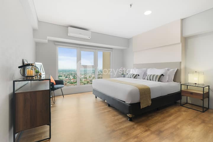 Magnolia by Kozystay | 3BR | Loft | Kebon Jeruk