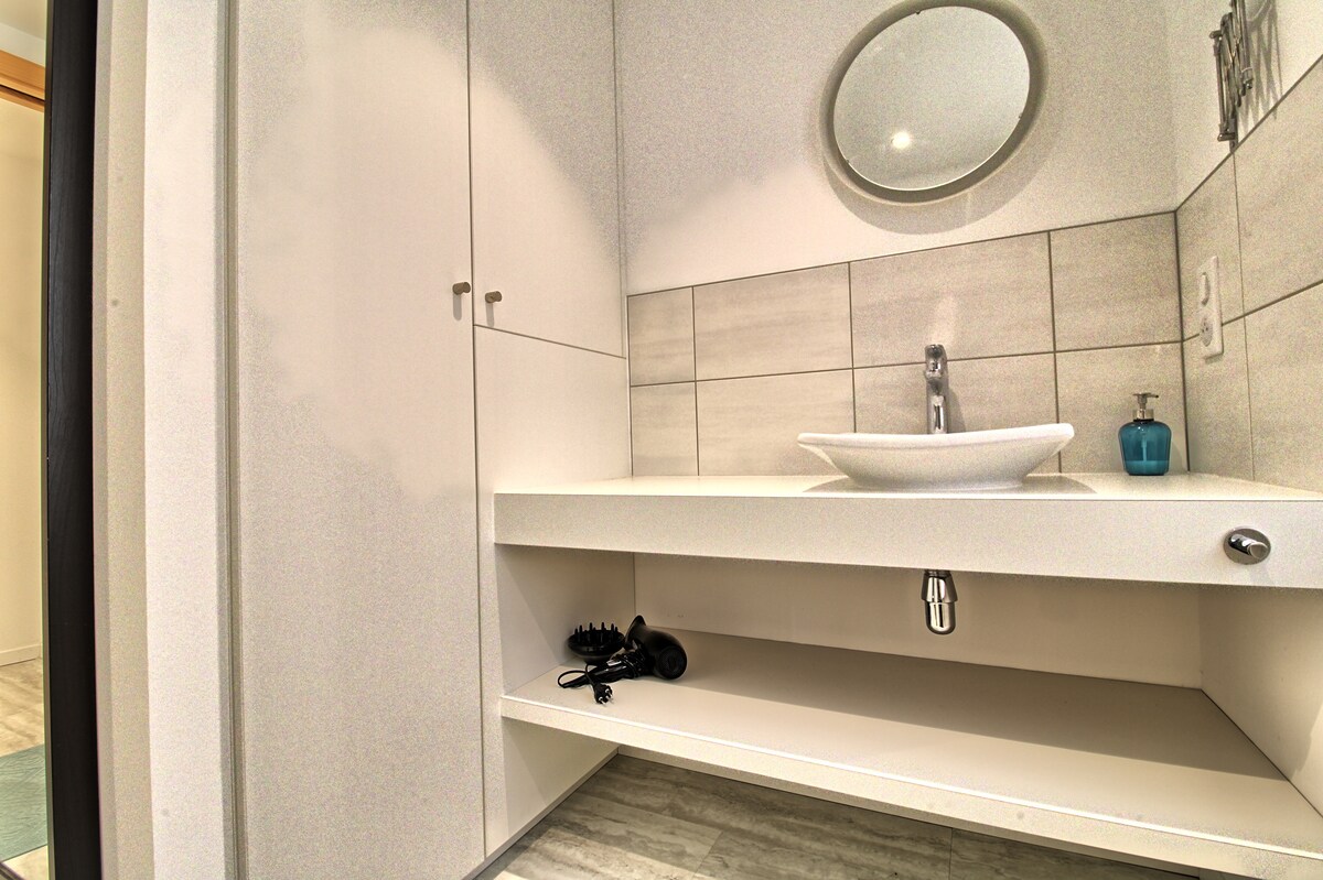 picture 1