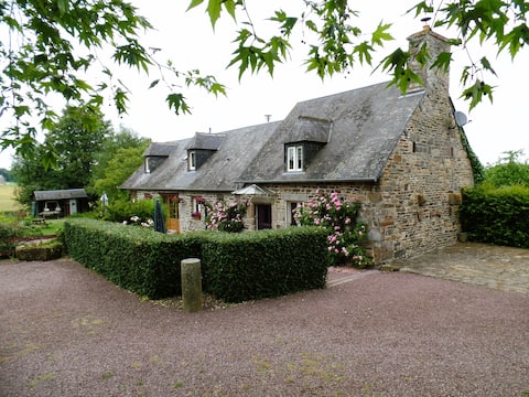 Charming Cottage centrally located Lower Normandy