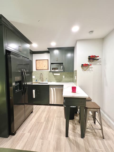 Popular Airbnb listing: Little House in Corpus Christi in Corpus Christi