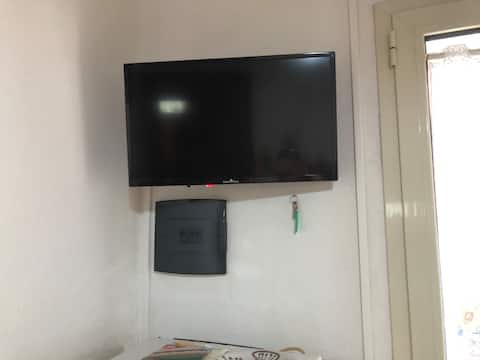 Top Airbnb: In the center of Palau Casa Fa-Lu at house number 7/A a Palau