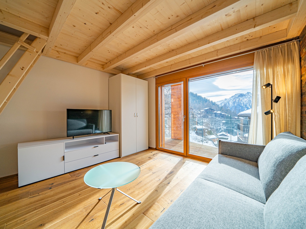 Top performing Airbnb: (E_DG_Mitte) Superior & Luminous Apartment in Naters
