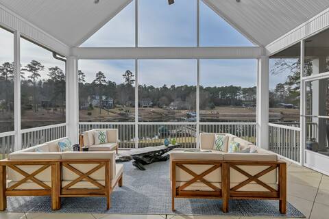 Luxury Escape by the Lake | Sleeps 10