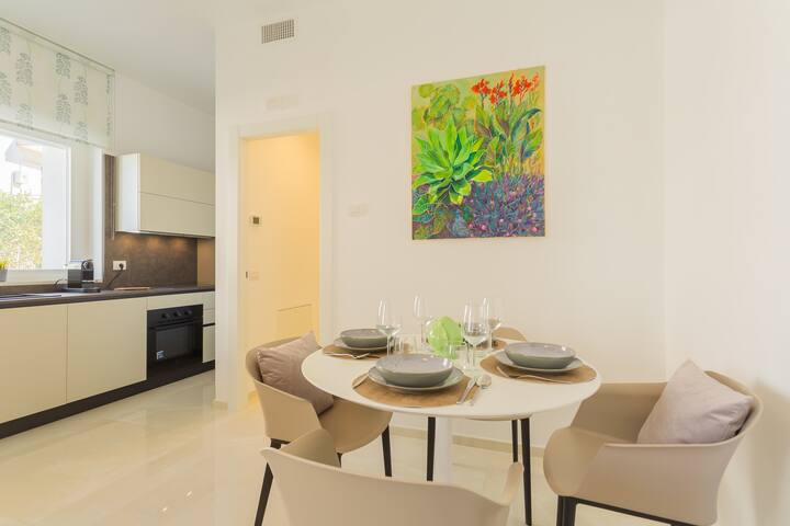 Palazzo Lux Stays 3 Marina, Pool, Beach, Centre gallery image 5