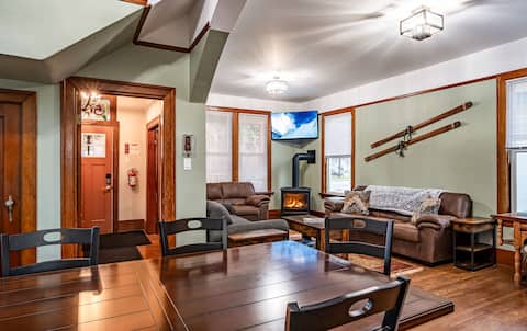 Popular Airbnb listing: Downtown Home. Private Hot Tub. Walkable Location in Revelstoke