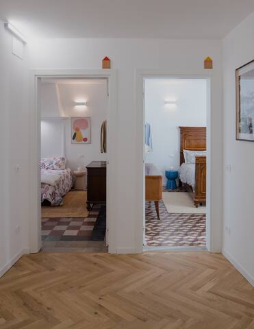 Acquadiluna, a Liberty building 15′ from Venice