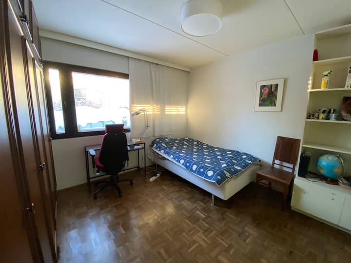 Спална соба 1/2 на долниот кат