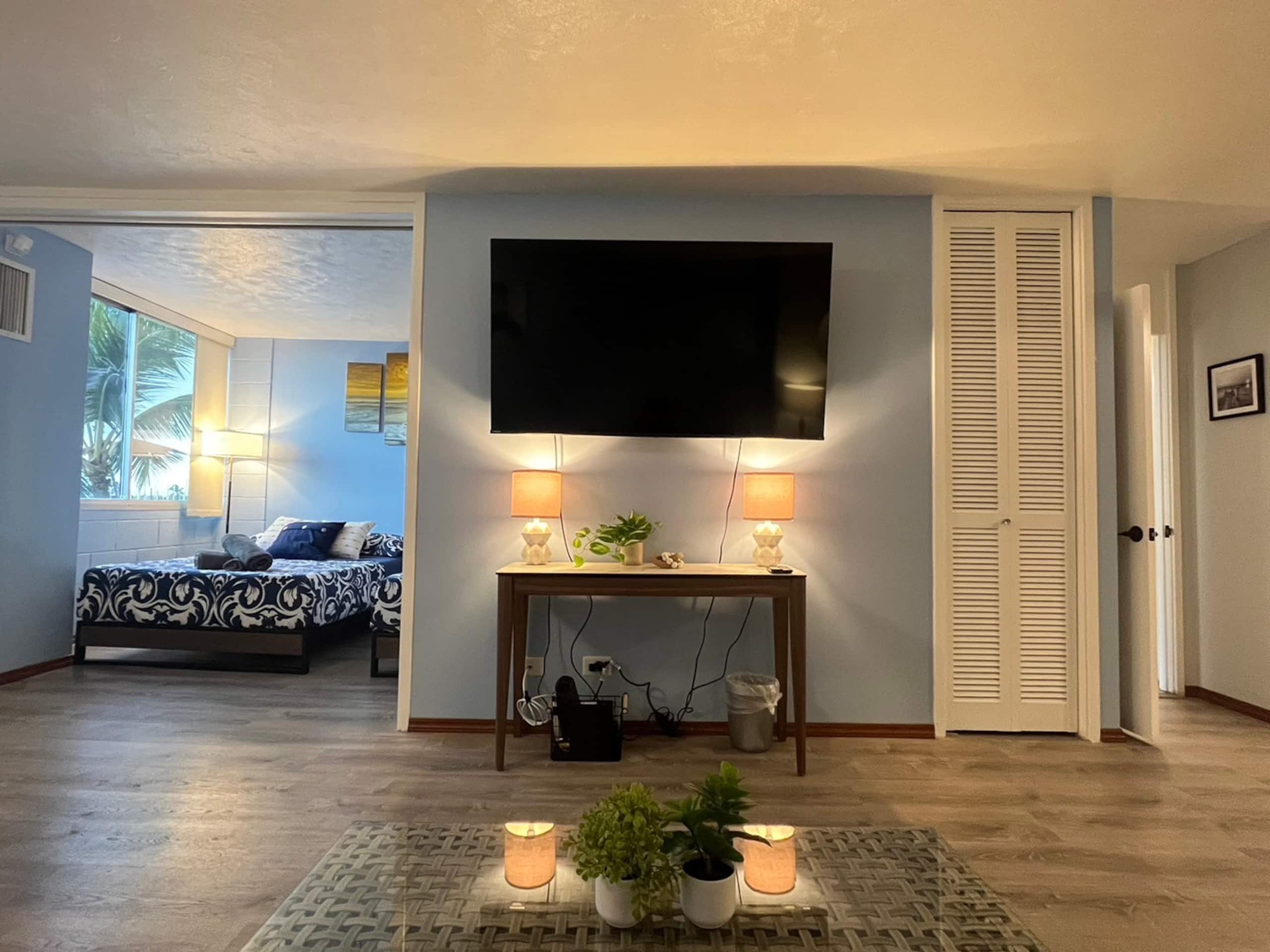 Private1BR in Waikiki! In front of harbor! - Image 5