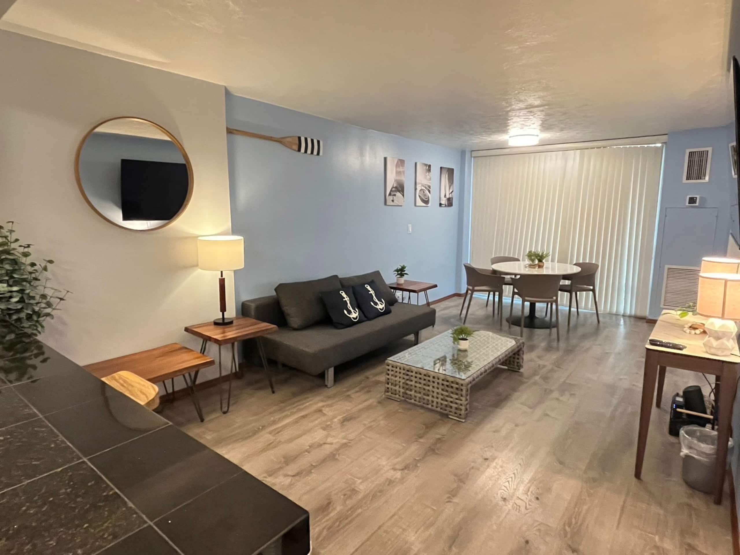 Private1BR in Waikiki! In front of harbor! - Image 14