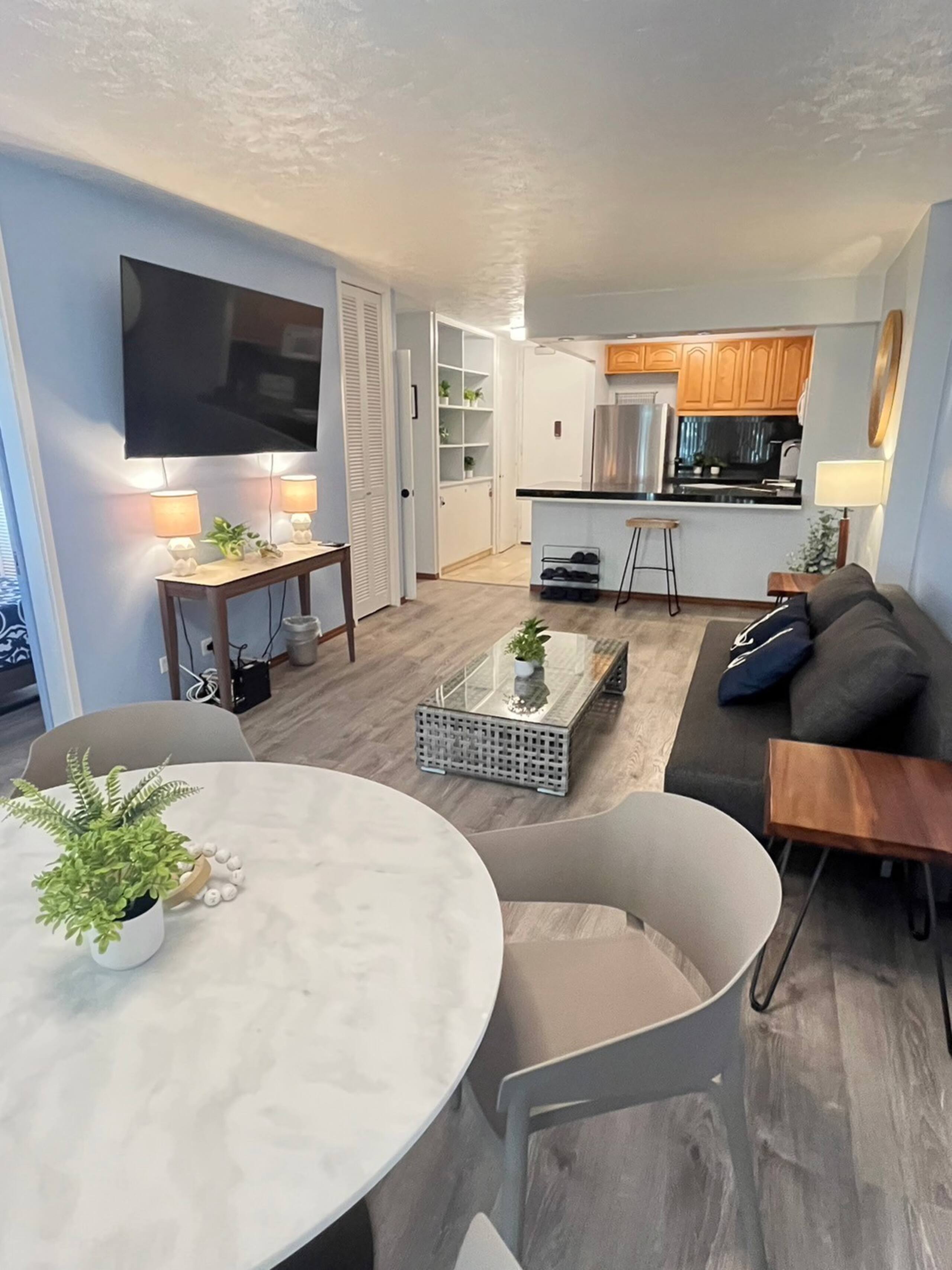 Private1BR in Waikiki! In front of harbor! - Image 26