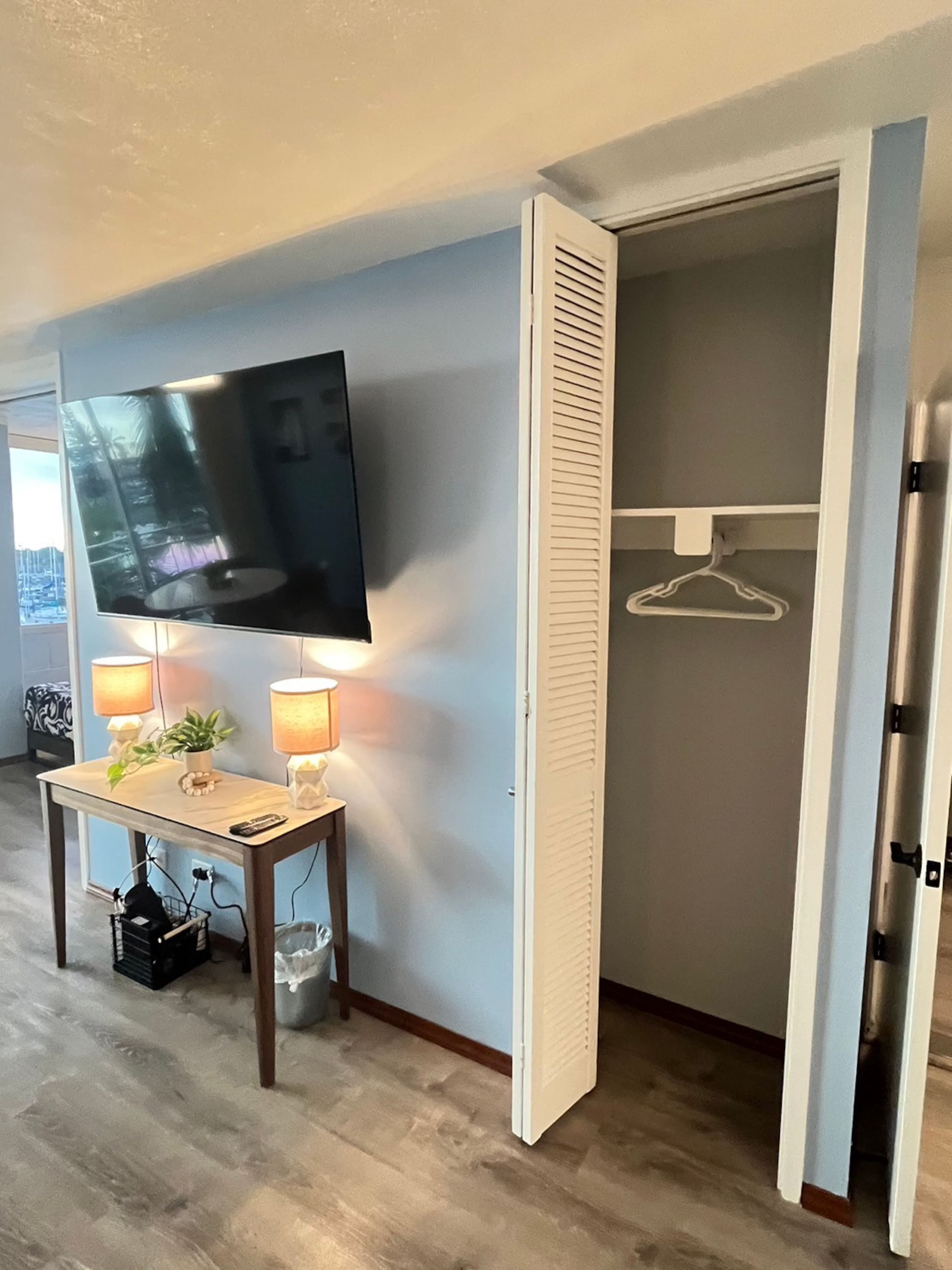Private1BR in Waikiki! In front of harbor! - Image 33