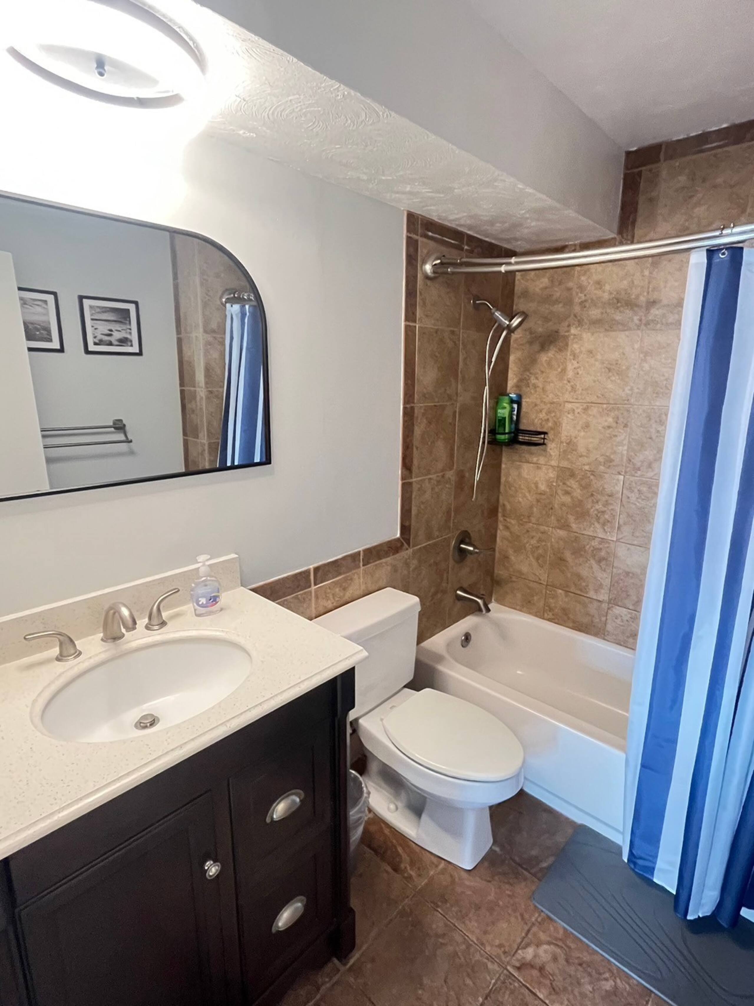 Private1BR in Waikiki! In front of harbor! - Image 56