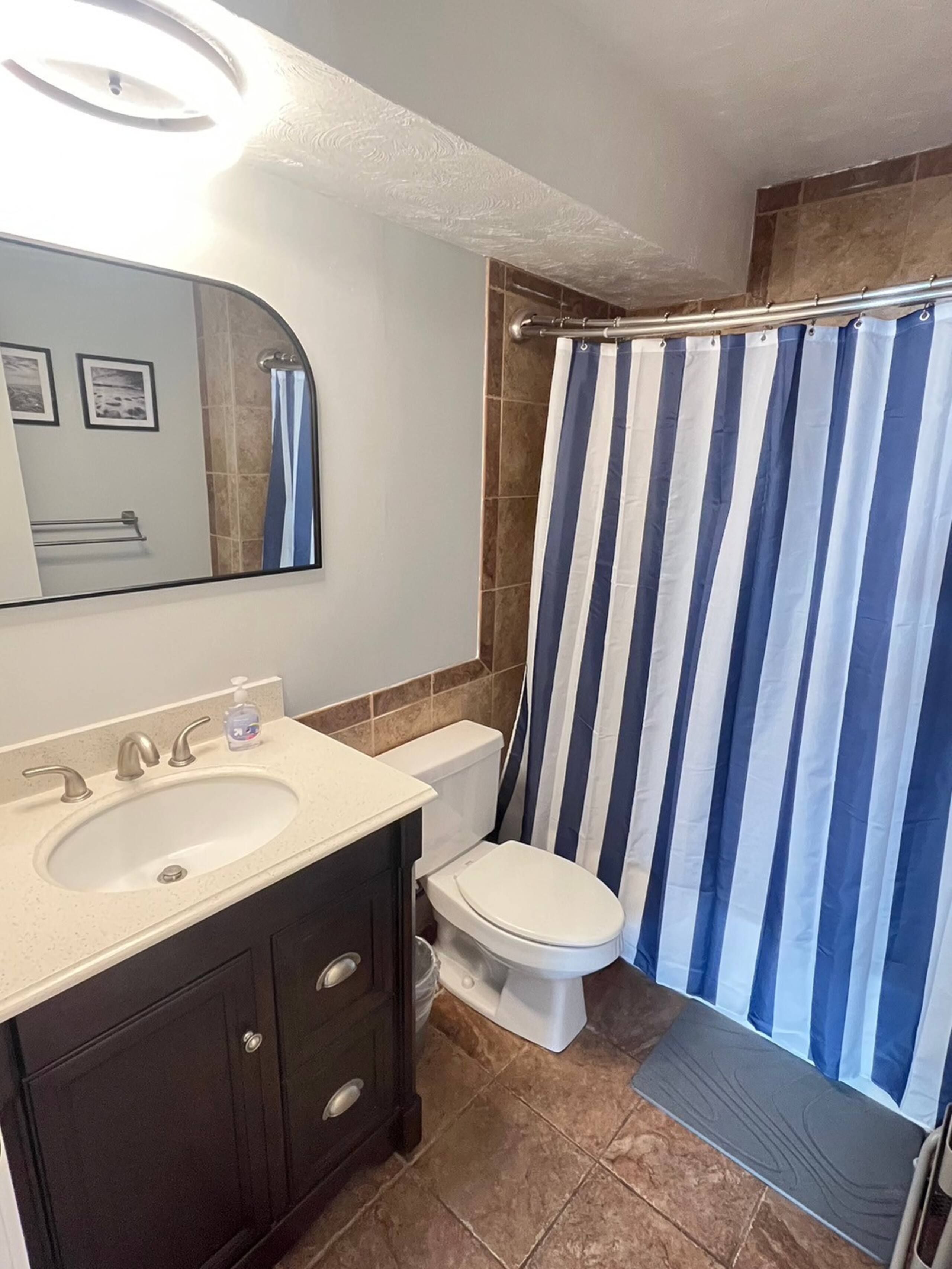 Private1BR in Waikiki! In front of harbor! - Image 57