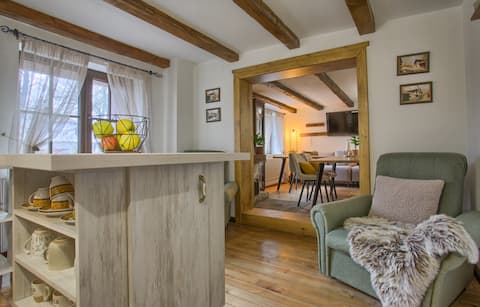 8BD Retreat in Bansko: Comfort & Mountain Charm