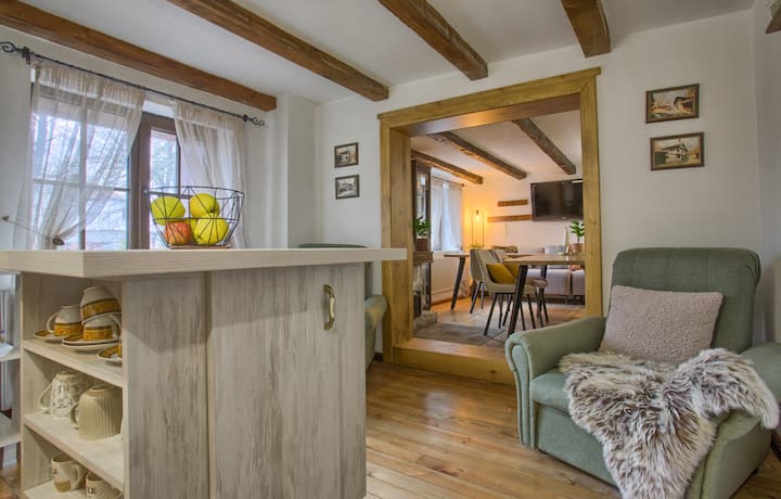 8BD Retreat in Bansko: Comfort & Mountain Charm