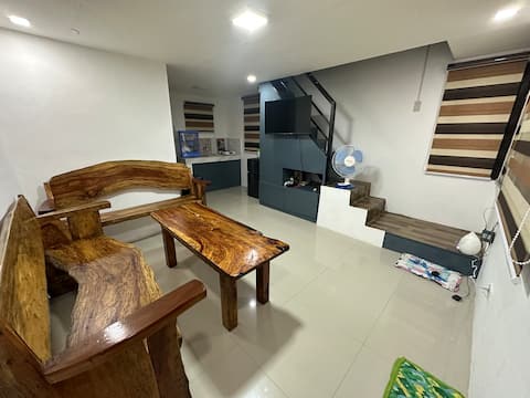 Lia’s transient house