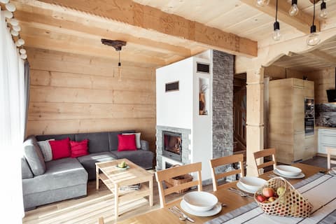 Successful Airbnb property: House by the Green Trail in Gmina Kościelisko