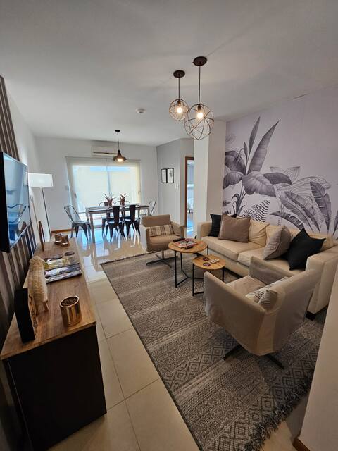 Modern Apt in Camba Cuá with Parking & Pool