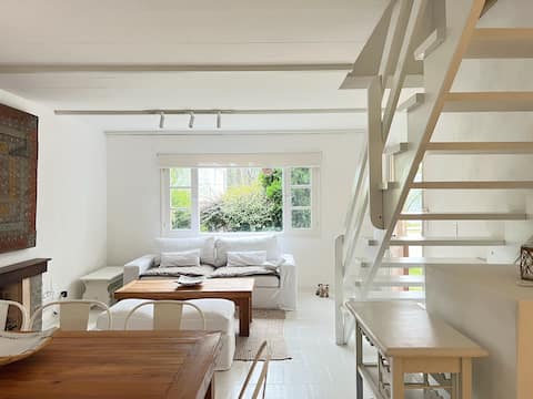 Anuncio de Airbnb popular: Beach house in Montoya en La Barra