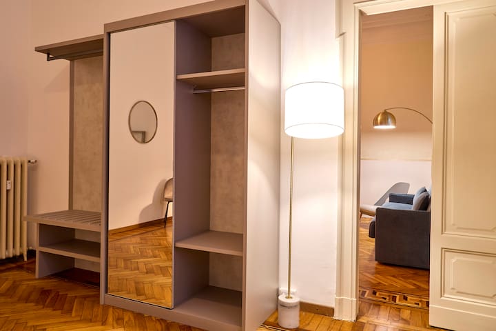 Charming three-bedroom apartment gallery image 3