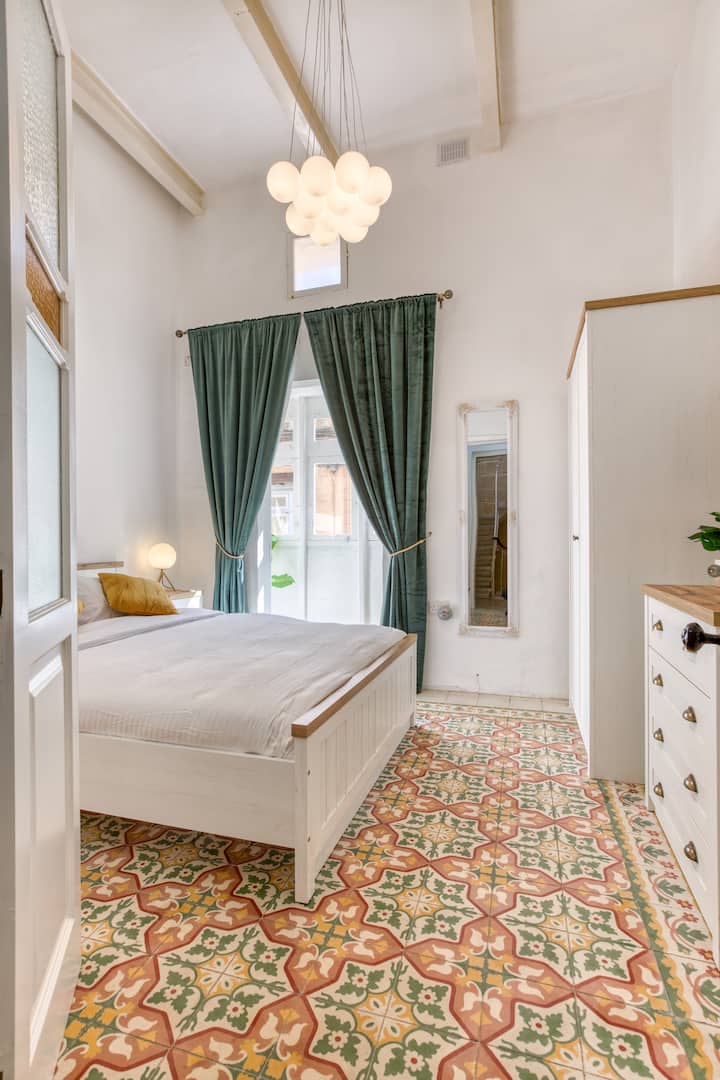 חדר שינה 1 – שקט ונוח לשינה טובה