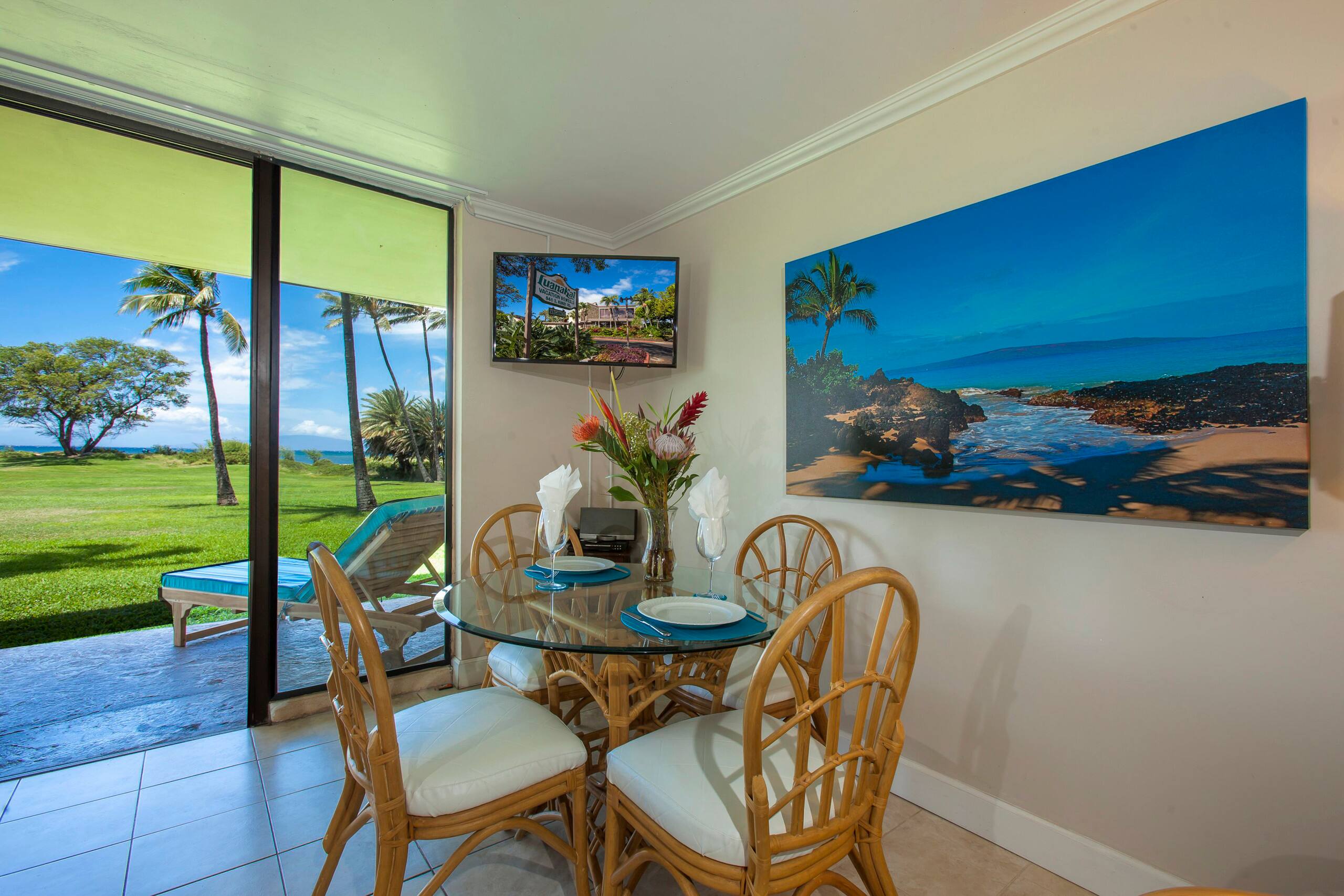 Ocean beachfront Luana Kai A103 updatedcondo Maui - Image 5