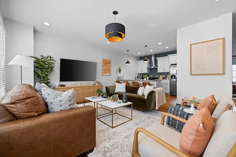 Successful Airbnb property: Harmony East w/rooftop patio in East Nashville
