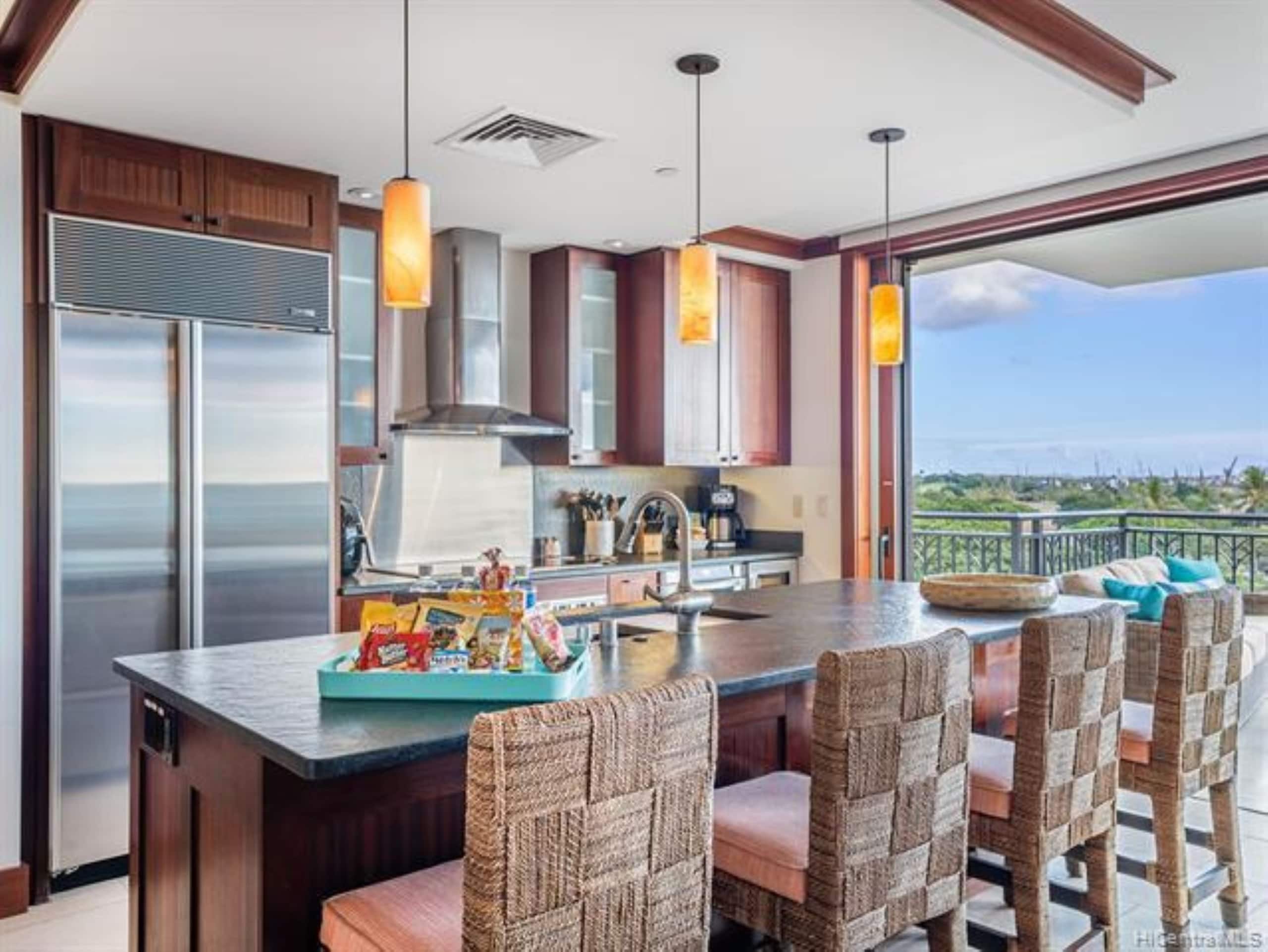 Condo in Kapolei · ★4.95 · 2 bedrooms · 5 beds · 2 private baths - Image 10