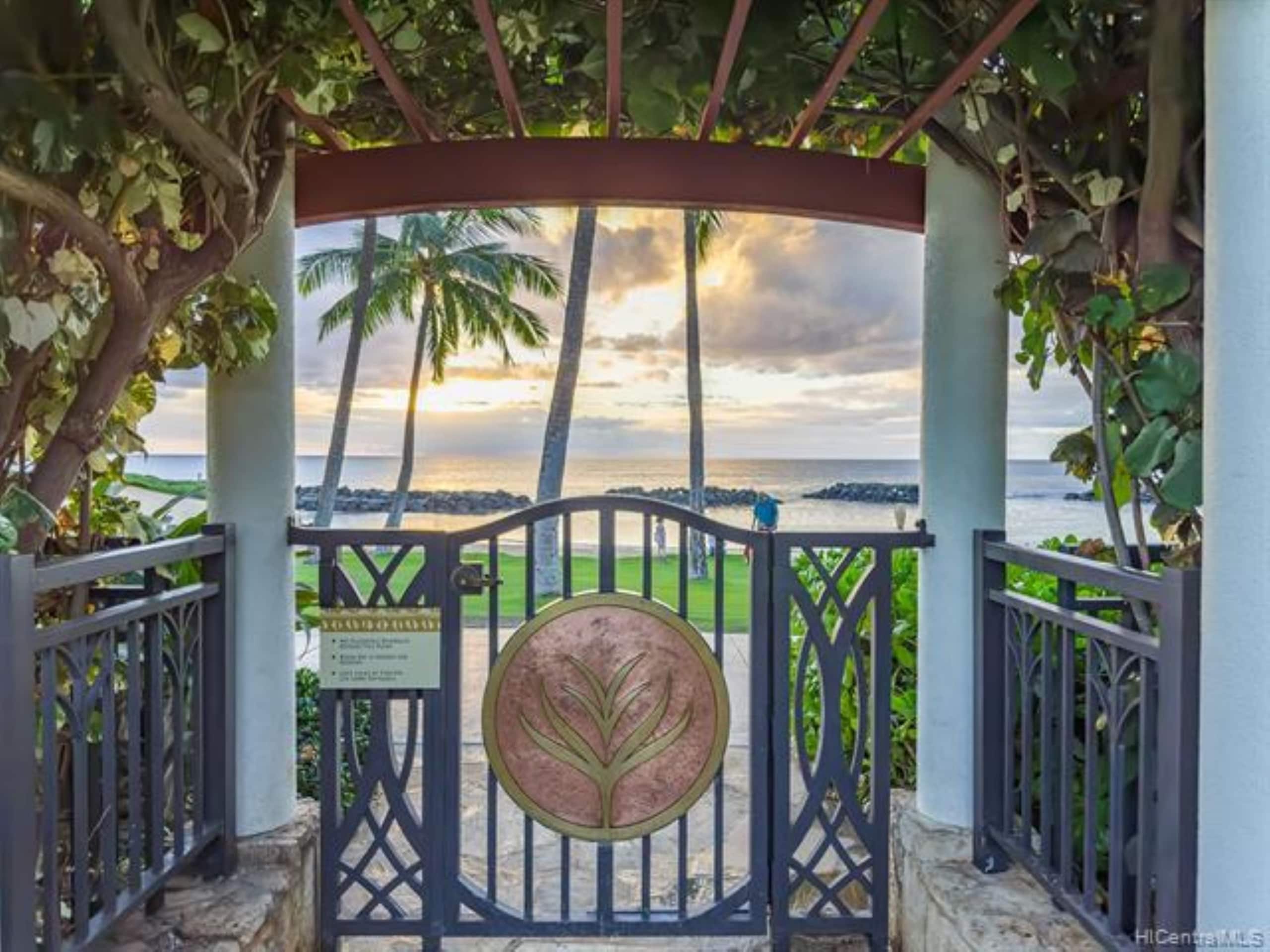Condo in Kapolei · ★4.95 · 2 bedrooms · 5 beds · 2 private baths - Image 31