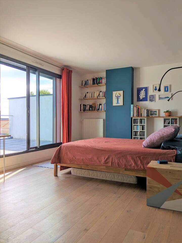 Habitación N°4 - Cama 160x200
+ colchón auxiliar 90x190 posible en el suelo