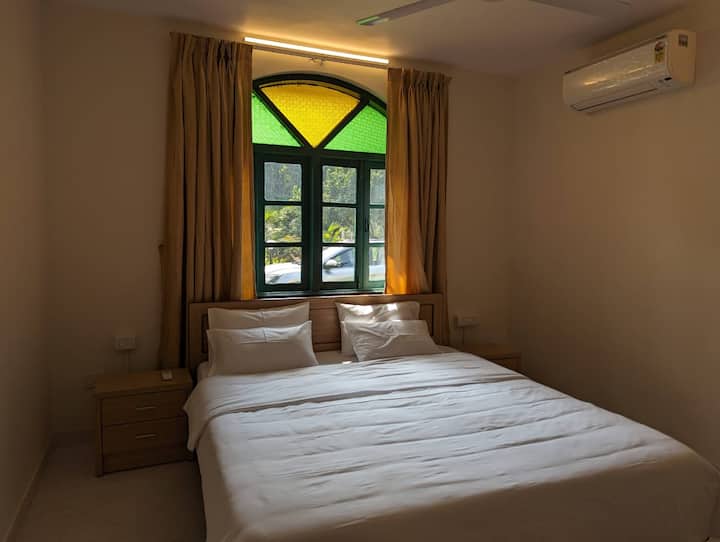 Bedroom 1 image 1